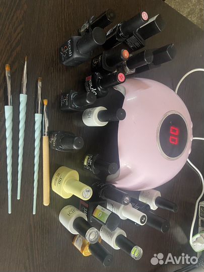 Маникюрный набор с лампой