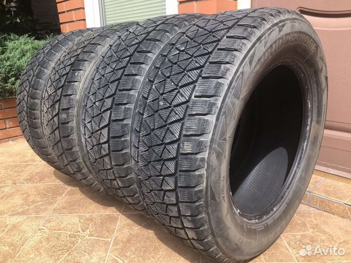 Bridgestone Blizzak DM-V2 265/60 R18 110R
