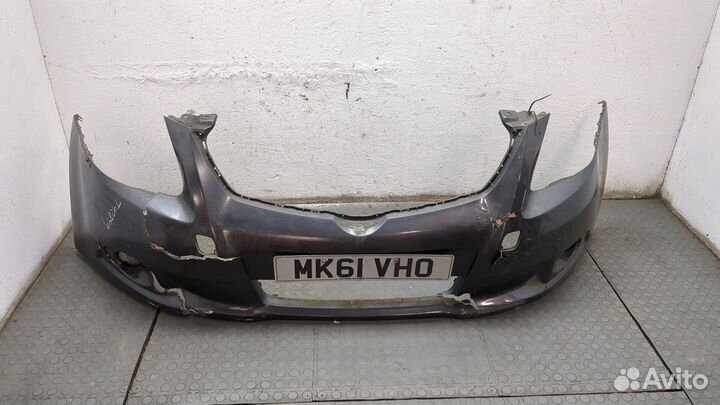 Бампер Toyota Avensis 3, 2011