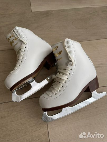 Коньки фигурные