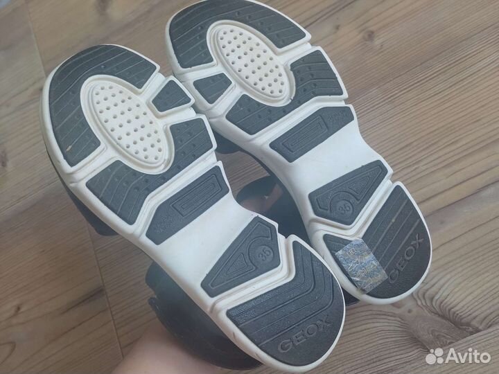Сандалии для девочки 35 geox