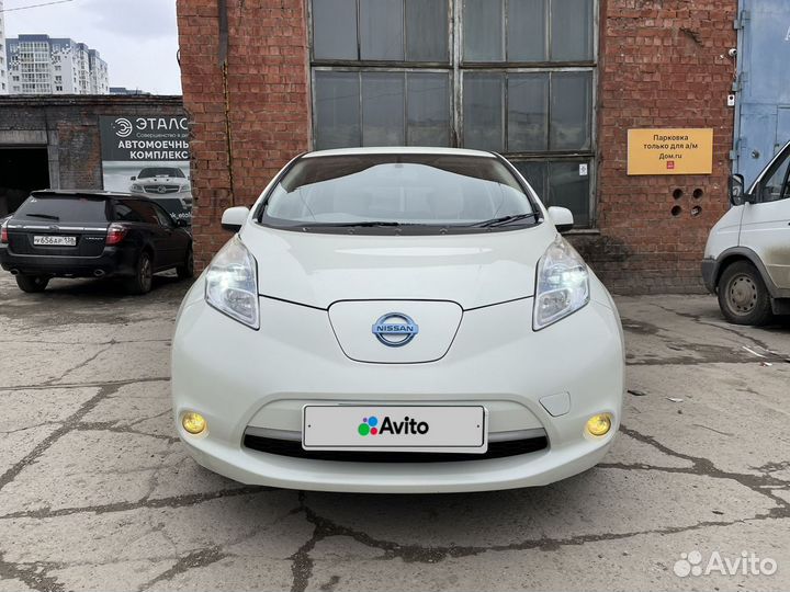 Nissan Leaf, 2012