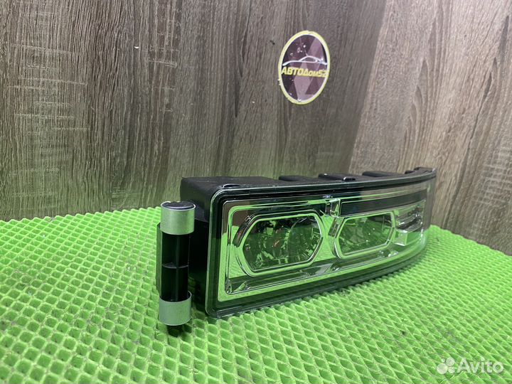 Фара противотуманная правая птф LED Sitrak C7H T5G