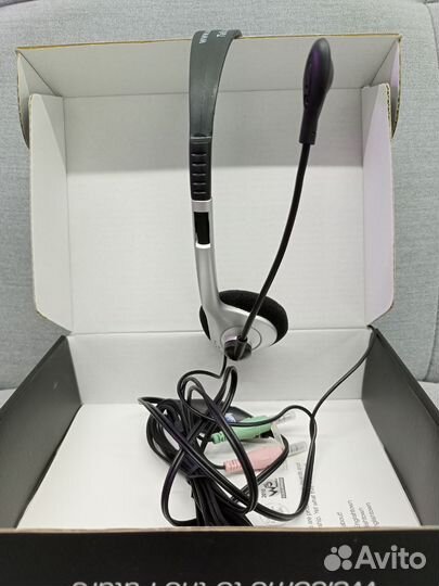 Гарнитура наушники с микрофоном