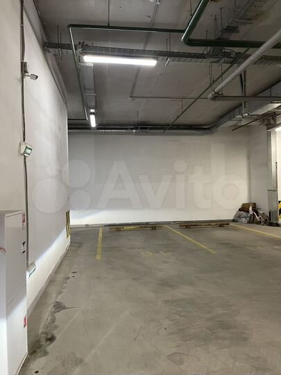 Машиноместо, 12 м²