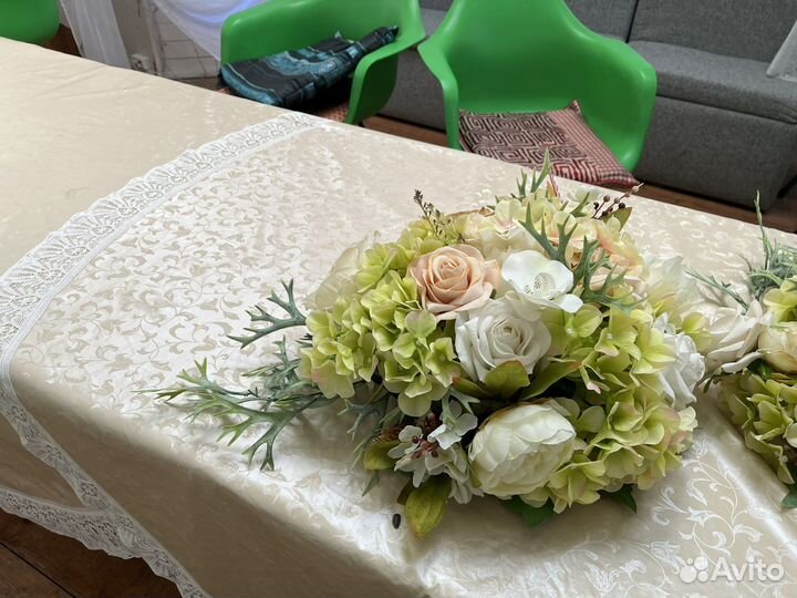 Готовые искусственные цветы композиция