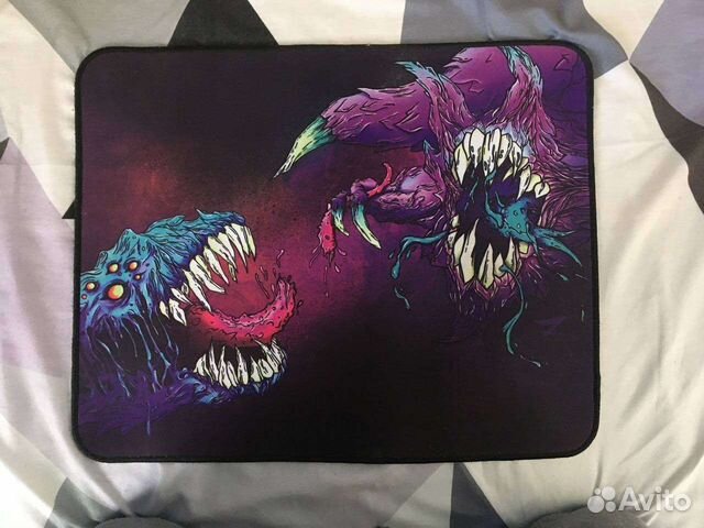 Игровой коврик для мыши и клавиатуры