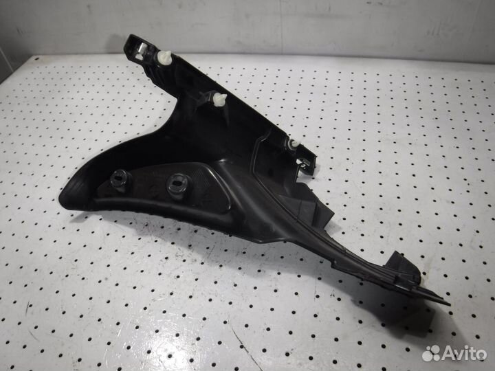 Обшивка стойки задней BMW X6 E71