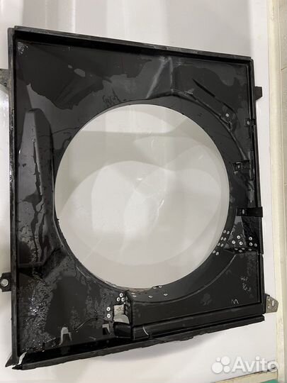 Диффузор вентилятора Тойота Прадо 150 2017-2021