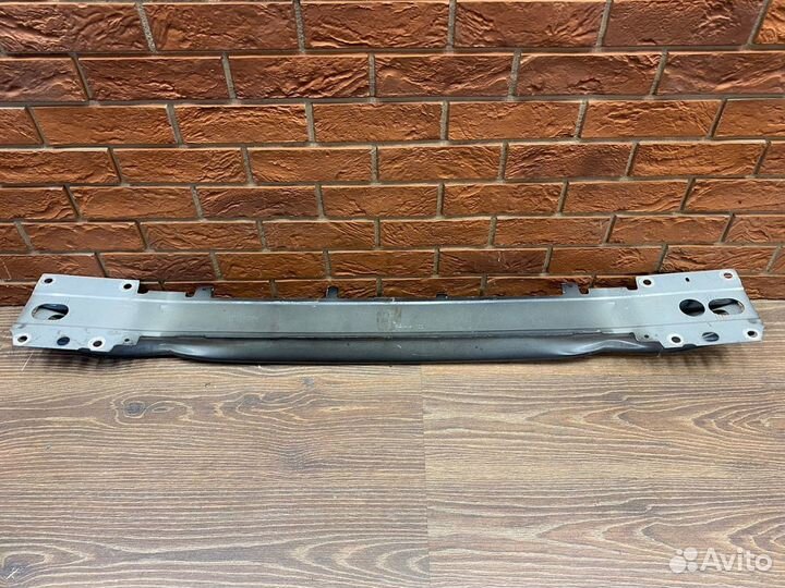 Усилитель переднего бампера Volvo XC60 2008-2017