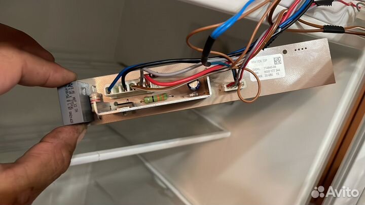 Ремонт холодильников и стиральных машинок