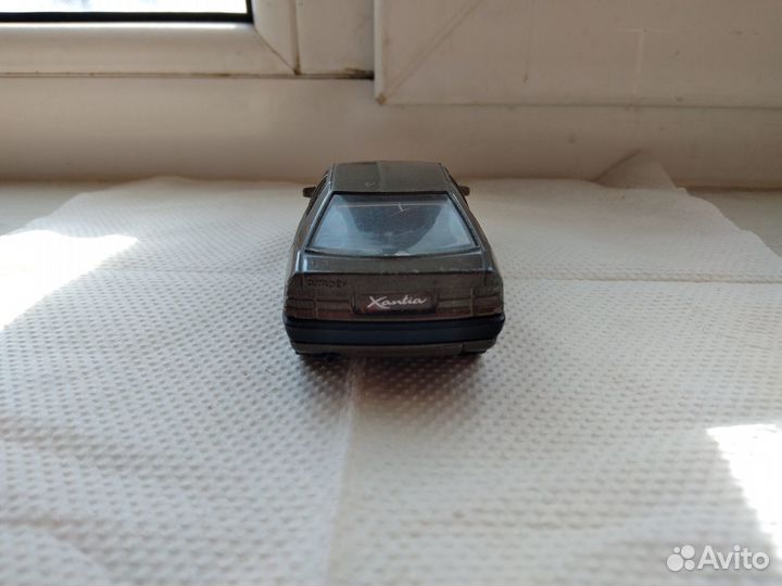 Burago - Citroen Xantia 1:43 ранний