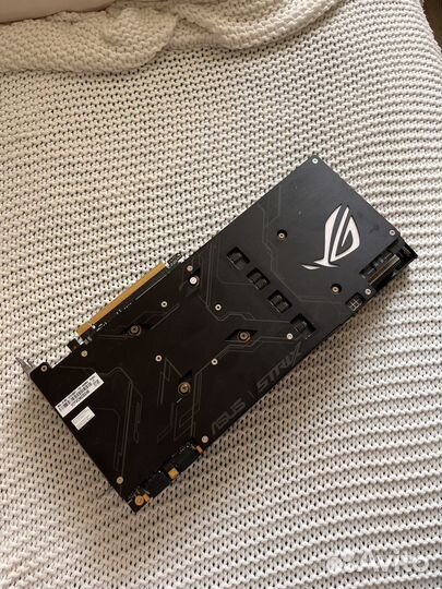 Видеокарта gtx 1080 ti 11gb Rog strix