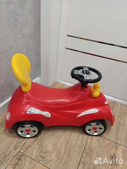 Машинка каталка беговел