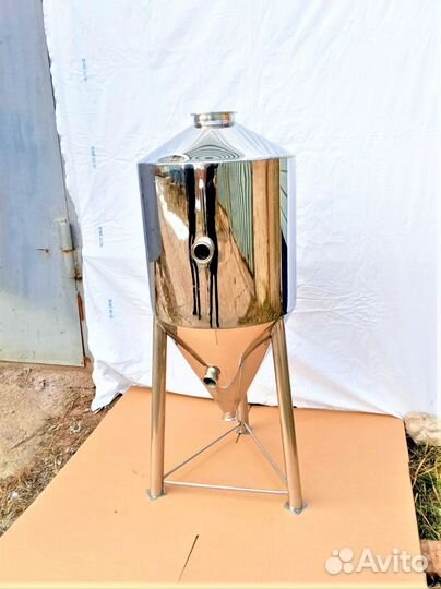 Цкт 40 л из нержавейки с горловиной на 8 