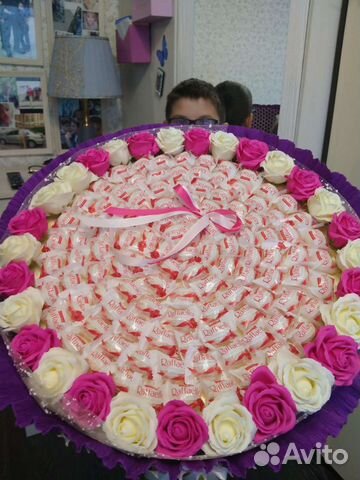 Сладкий букет из конфет