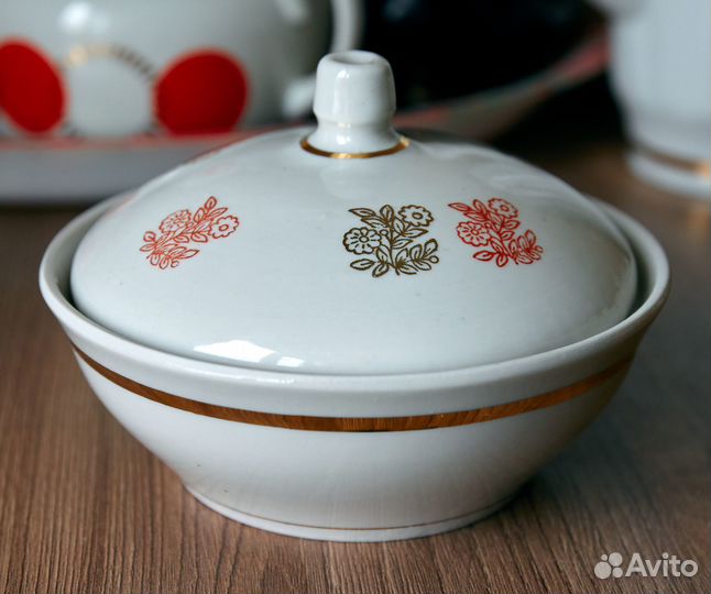 Маслёнки фарфоровые