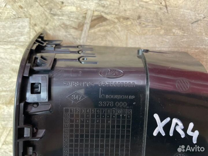 Воздушный дефлектор салона левый LADA X-Ray