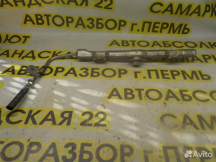 Рейка топливная (рампа) Toyota Corolla (E150) 200