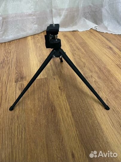 Штатив для фотоаппарата