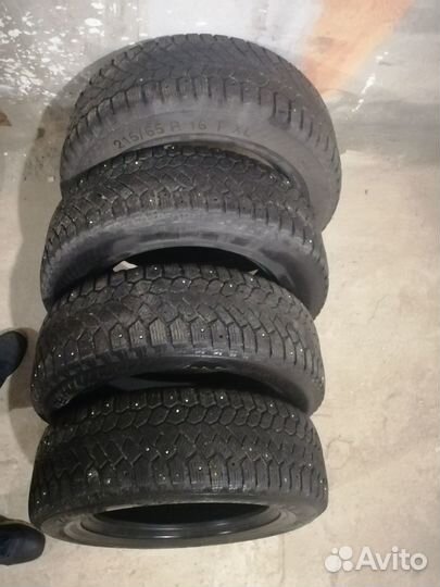 Gislaved Nord Frost 200 215/65 R16