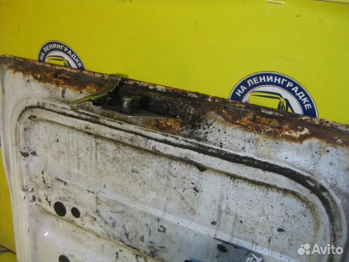 Крышка инструментального ящика 81669125289 MAN, TG