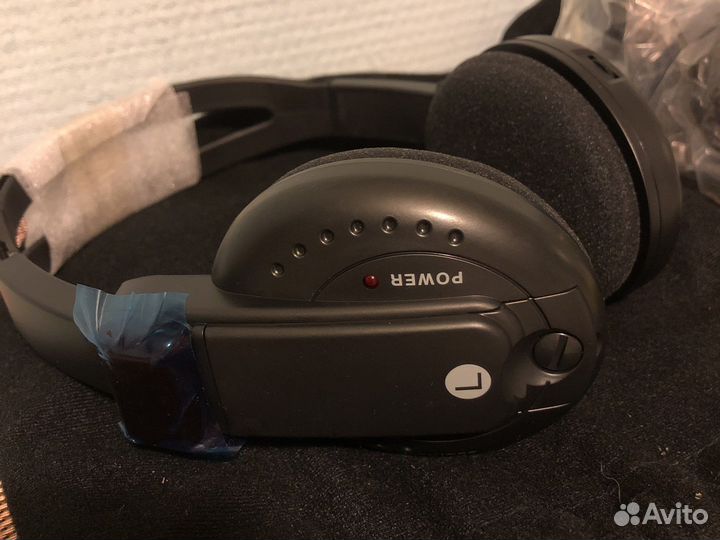 Новые оригинал наушники +пульт Nissan/Infinity