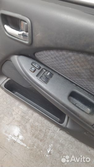 Дверь боковая правая передняя Toyota Avensis 1, 2002