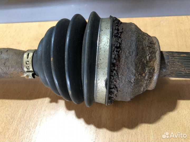 Привод правый (полуось) Ford Focus