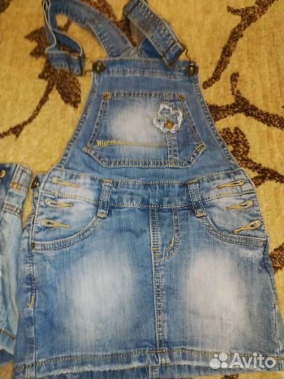 На девочку 2-3 года