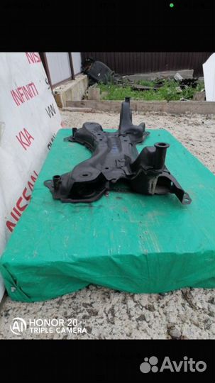 Подрамник передний Toyota Rav4 30 2.0