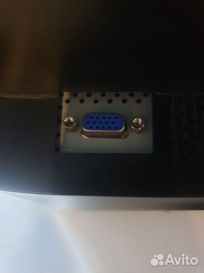 ЖК монитор 19