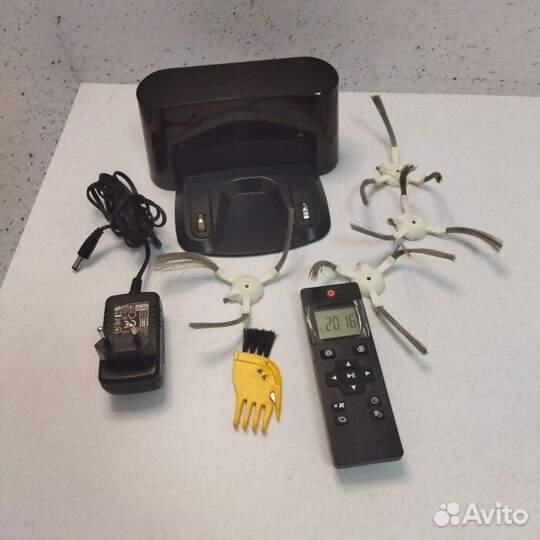 Робот-пылесос Vitek VT-1807 (Рассрочка / Л4)