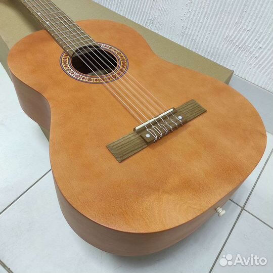 Гитара классическая новая Amistar