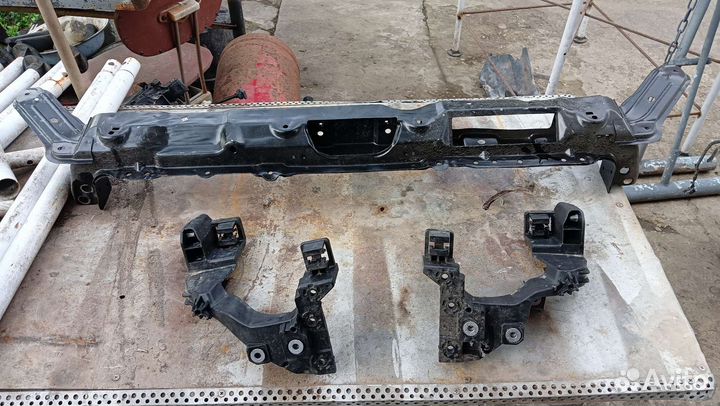 Часть телевизора kia ceed jd