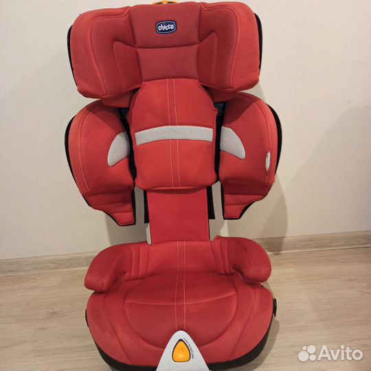 Детское автокресло 15 до 36 кг chicco