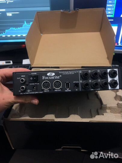 Внешняя звуковая карта focusrite