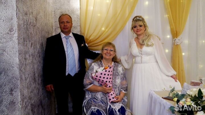 Тамада, ведущая на свадьбу, юбилей, корпоратив