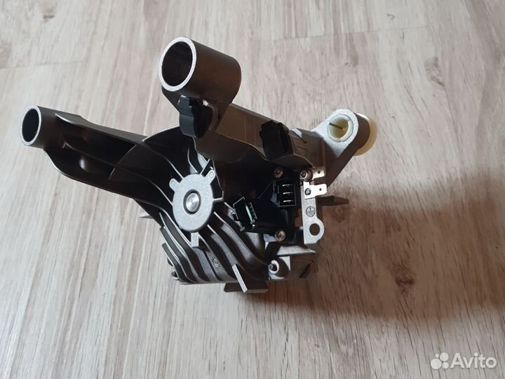 Двигататель стиральной машины