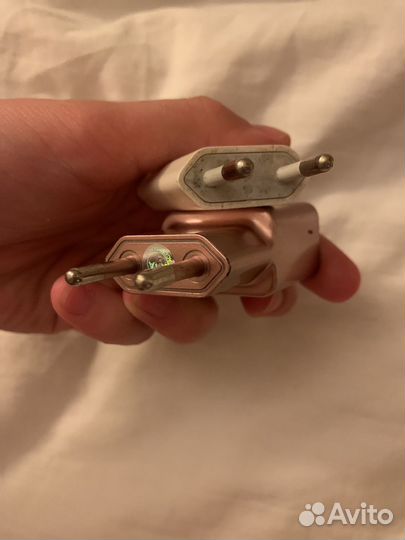 Зарядное устройство для телефона