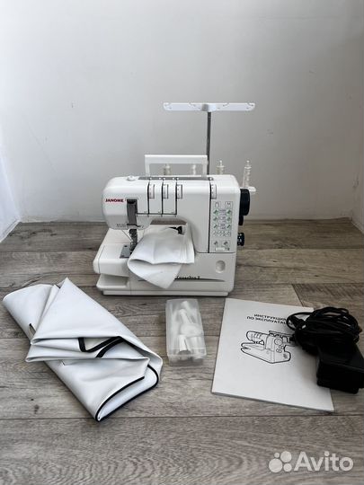 Плоскошовная Швейная машина Janome