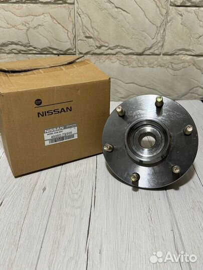 Ступица передняя Nissan 402027S000