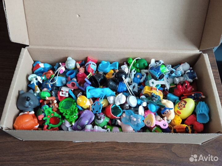 Игрушки из киндер сюрприза