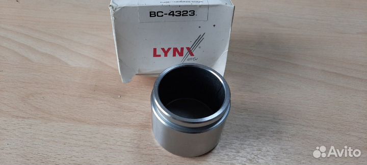 Поршень переднего суппорта Мицубиси Паджеро Пинин