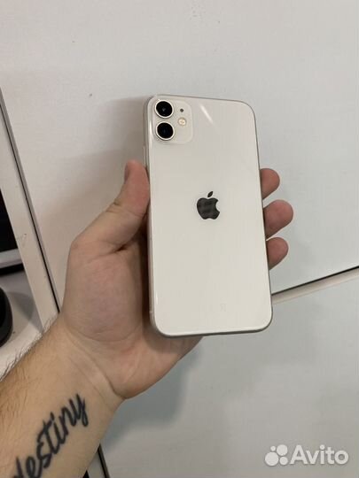 iPhone 11, 64 ГБ