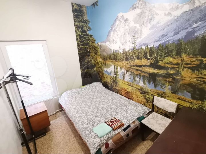 Комната 12 м² в 4-к., 2/2 эт.