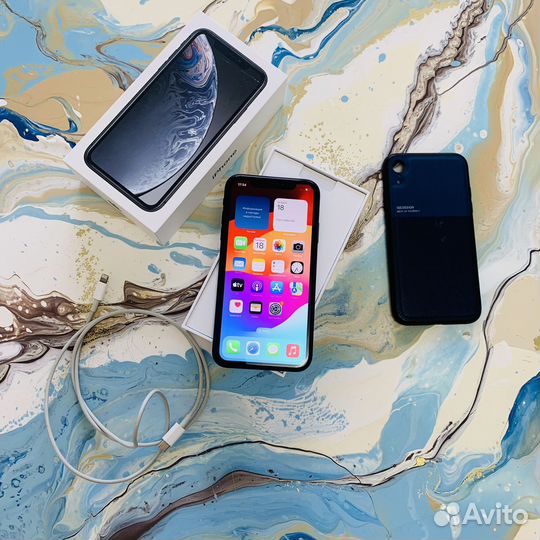 iPhone Xr, 64 ГБ