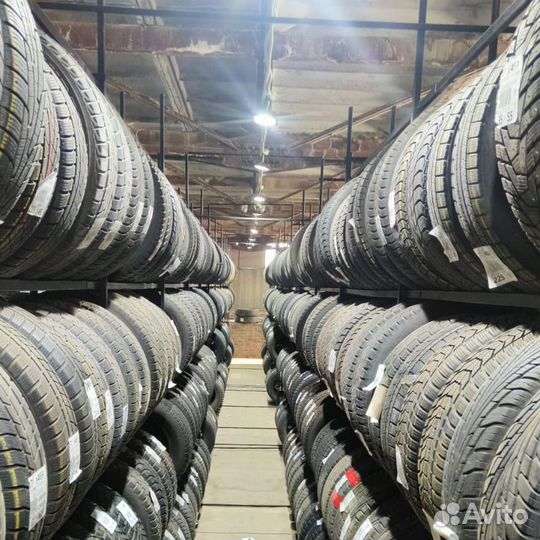 Nokian Tyres Hakkapeliitta 8 SUV 215/65 R17 103T