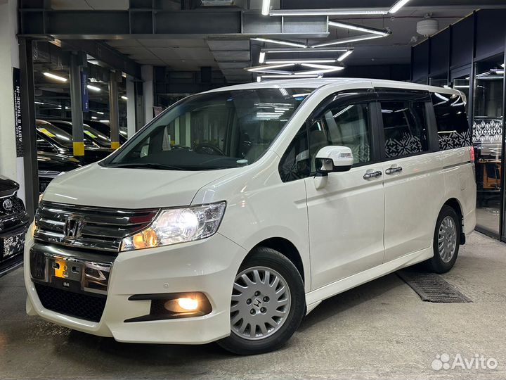 Honda Stepwgn 2.0 CVT, 2012, 134 000 км