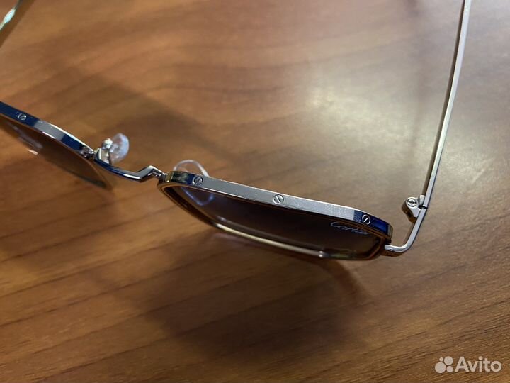 Солнцезащитные очки Cartier